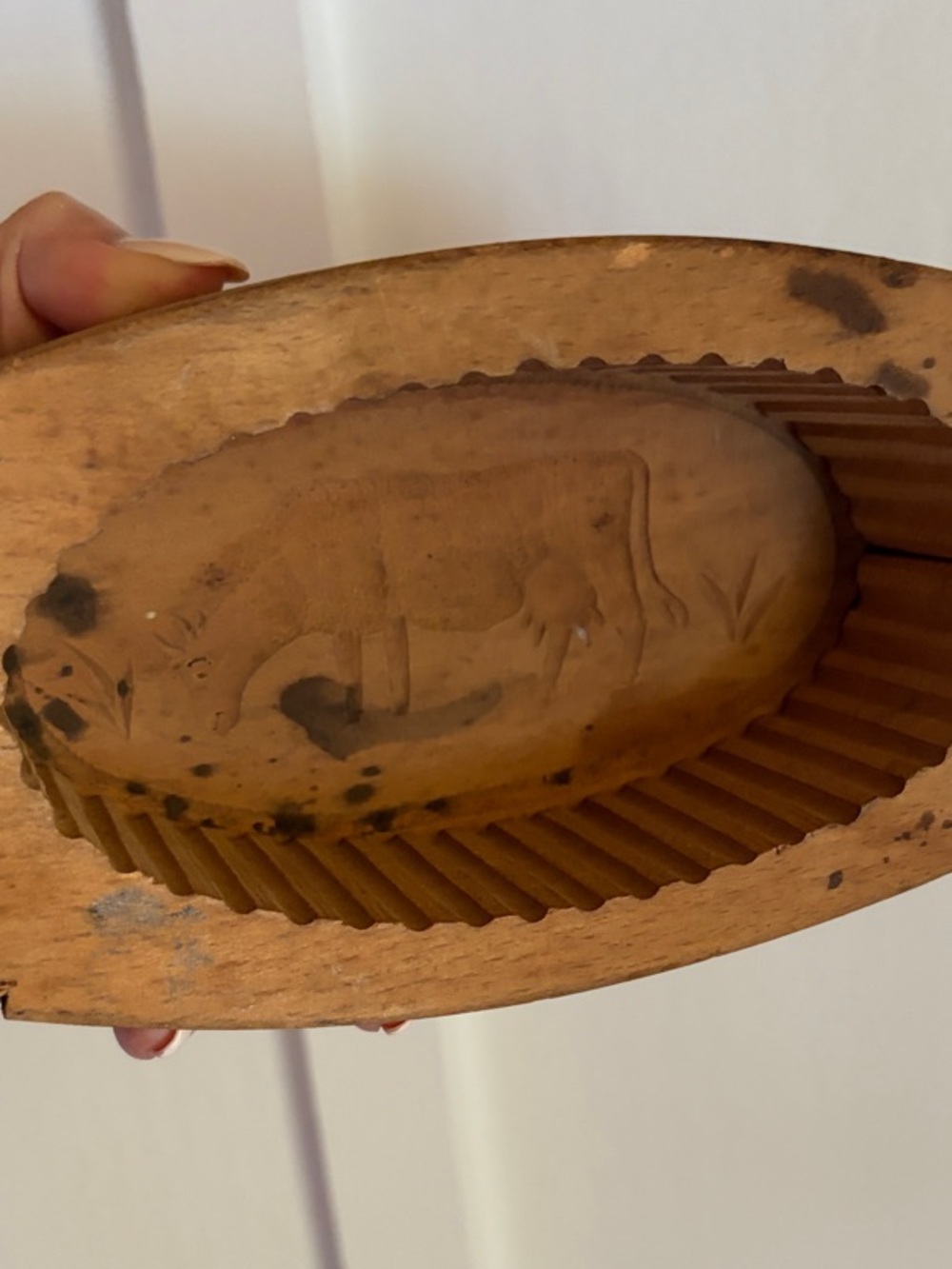 🍂VINTAGE 🍂Hand-Carved COW Wooden Mold in Natural Brown – Home Accents
